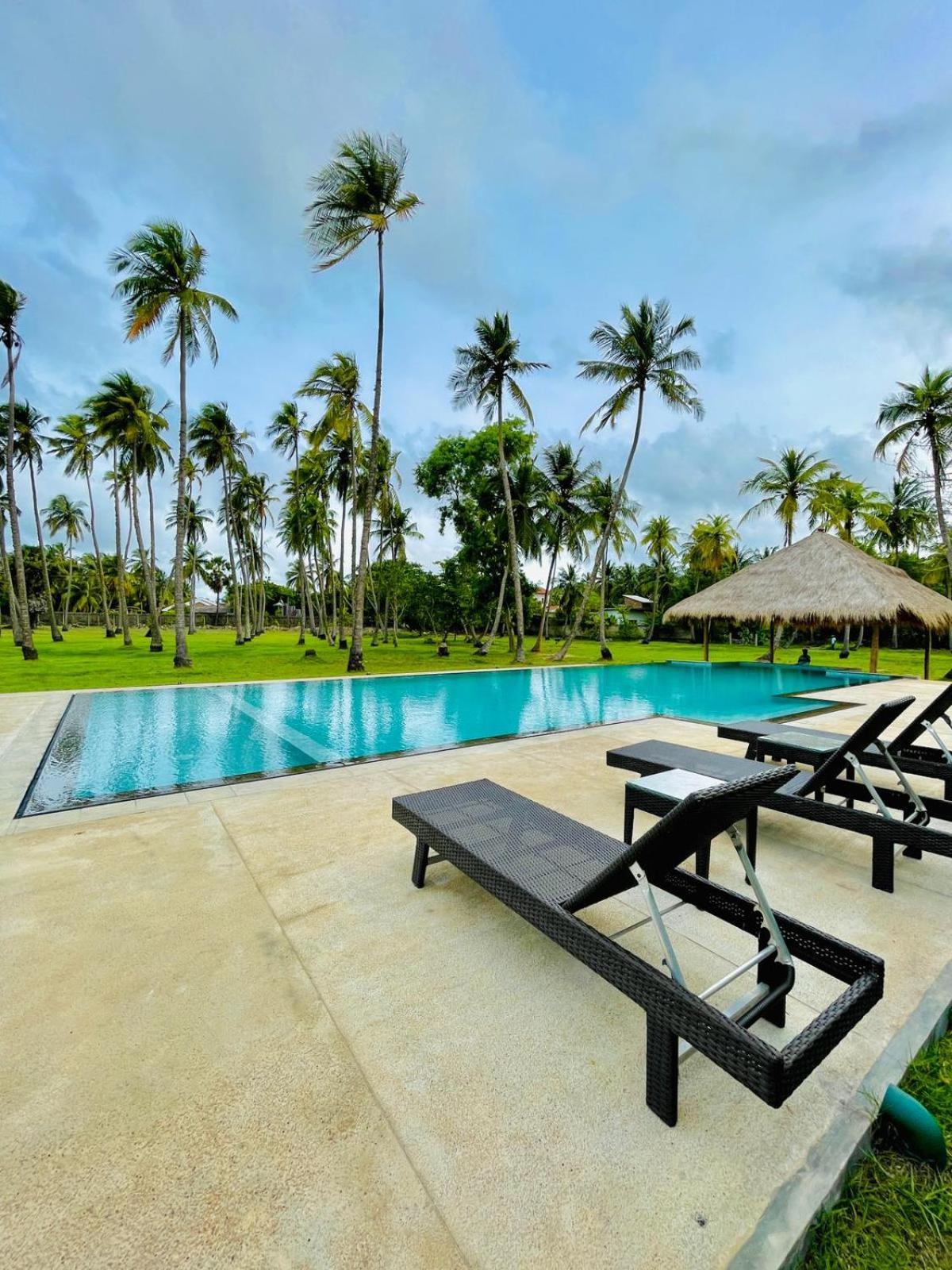 Club Mango Resort Kalpitiya Exterior photo